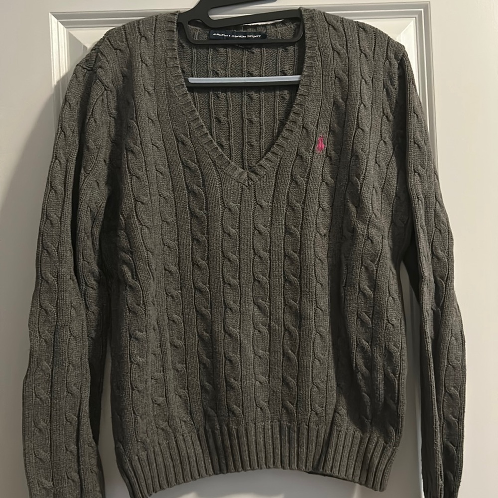 Grey woman sweater